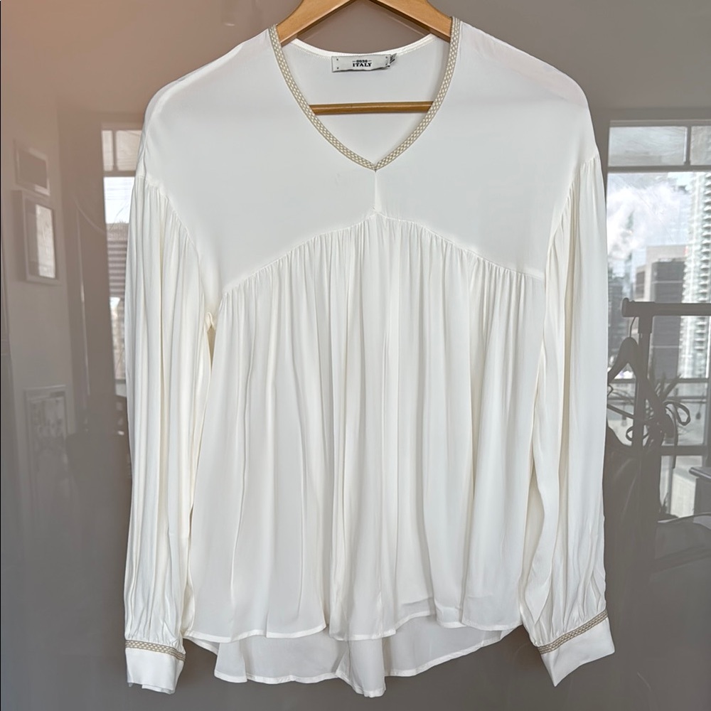 White Pleated Long Sleeve Blouse